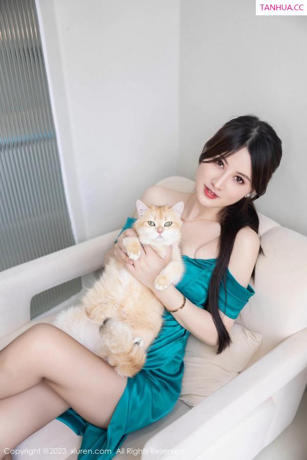 陈诗诗 诗诗 [XiuRen]高清写真图 2023.11.01 No.7592 诗诗kiki 丰腴美臀第36张图片